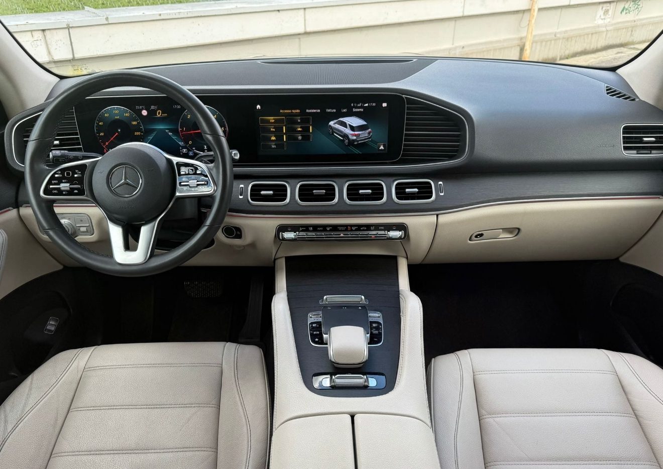 Mercedes-Benz GLE 300d Premium 